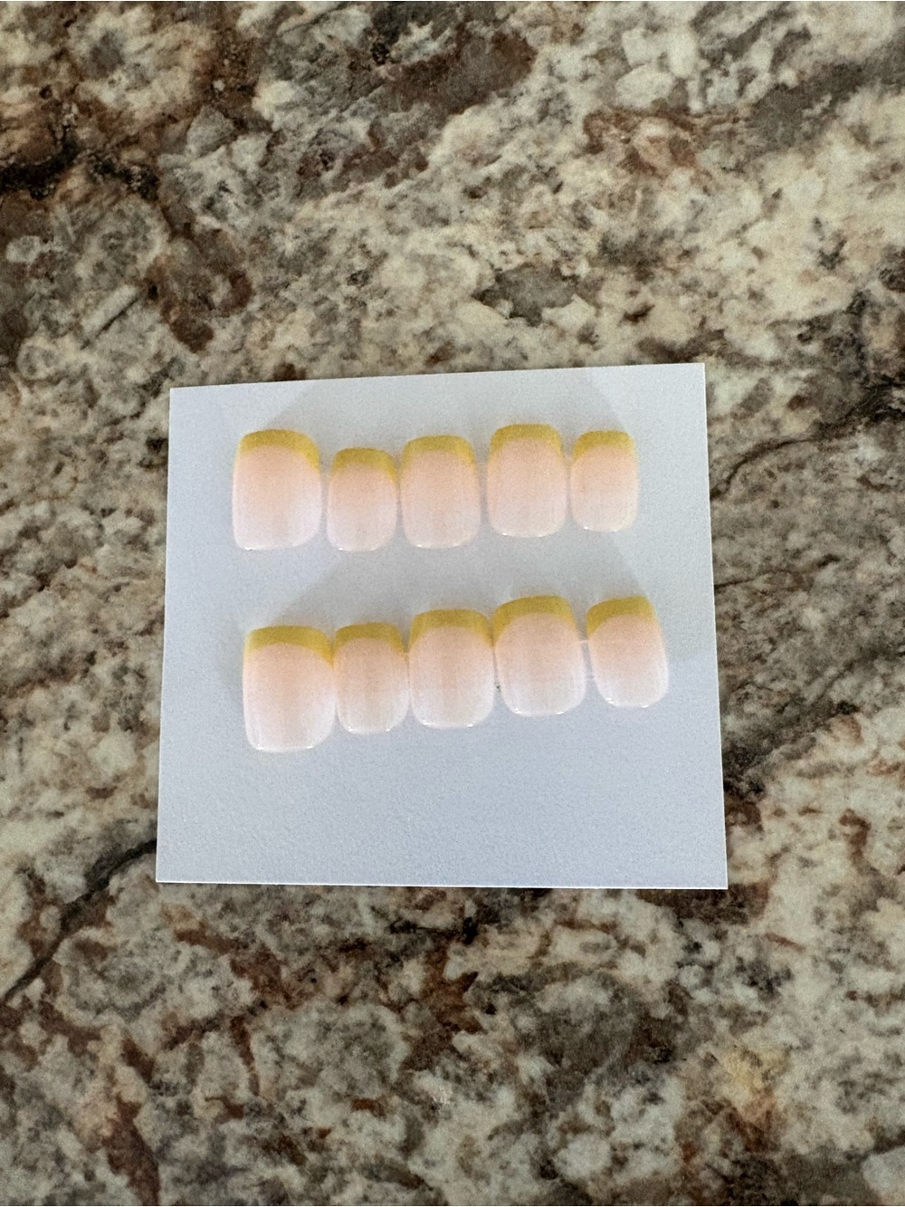 Press on nails